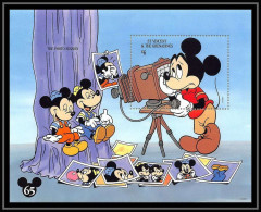 80131 Mi N°316 St Vincent & The Grenadines Disney Mickey 65th Anniversary The Photo Session Jojo Michou Neuf ** MNH 1994 - St.Vincent E Grenadine