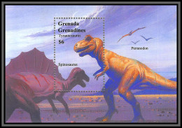 80712 Grenada Grenadines MI N°301 TB MNH Animaux Prehistoriques Prehistorics Dinosaures Dinosaurs Pteranodon 1994 - Grenade (1974-...)