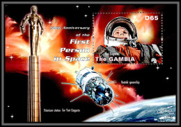 80531 Gambia Gambie Mi N°806 50th Anniversary TB First Person In Space Gagarin Gagarine Neuf ** MNH Espace 2011 - Afrika