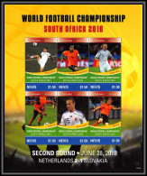 81212c Nevis Mi N°2501/2506 Nederlands Slovakia World Cup Coupe Du Monde South Africa 2010 TB ** MNH Football Soccer - St.Kitts And Nevis ( 1983-...)