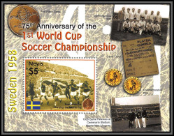 81210 Nevis Mi BF N°252 75th Anniversary 1rst World Cup Sweden 1958 Coupe Du Monde TB Neuf ** MNH Football Soccer - St.Kitts-et-Nevis ( 1983-...)