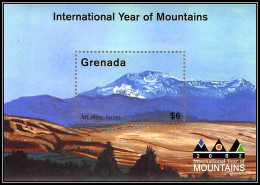 81730 Grenada Mi N°676 International Year Of Mountains Montagnes 2002 Neuf ** MNH Aso Japon Japan - Autres & Non Classés