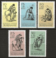 SURINAM: **, N° YT 452 à 456, Série, TB - Suriname ... - 1975