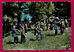 AMBERT - Folklore D'Auvergne - La Bourrée Du Monestier - Ambert