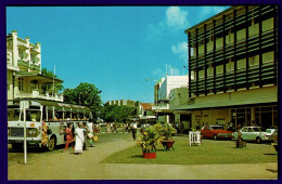 Ref 1656 - Fiji Postcard - Suva Business Centre & Local Bus & Cars - Pacific Islands - Fiji