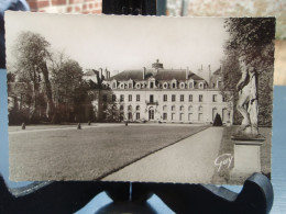 Belle Cpsm Glacée VAUX-le-PENIL Façade Du Château Sur Les Jardins - Autres & Non Classés
