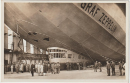 "Graf Zeppelin" In Der Halle, 1936 - Aeronaves