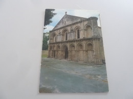 Surgères - Eglise Notre-Dame - Yt 2820 - Editions Artaud Frères - Année 1993 - - Kirchen U. Kathedralen