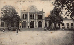 38 , Cpa  BOURGOIN , La Gare  (04345.S2) - Bourgoin
