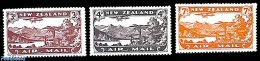 New Zealand 1931 Airmail Issue 3v, Mint NH, Nature - Transport - Trees & Forests - Aircraft & Aviation - Ongebruikt