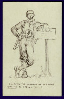 Ref 1656 - WWII Postcard  - U.S.A. G.I. Leaning On Notice Board - "I'm See'n The Country But Nothing To Seeing You" - Personajes
