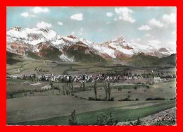 CPSM/gf (38) MENS.  Vue Panoramique Sur Le Village, L'Obiou Et Le Ferrand. *9084 - Mens