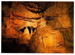 BAUME LES MESSIEURS. Grotte De Baume Les Messieurs: Salle Du Catafalque, Le Tombeau De Napoléon,et Le Mont St Michel. - Baume-les-Messieurs