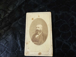 P-820 , CDV,  Bouisset Montpellier, Homme à La Barbe - Anciennes (Av. 1900)