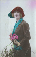 Cc671 Cartolina Fotografica Coloraise Tematica Donne Donnina Cappello Lady Woman - Autres & Non Classés