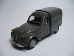 Norev Citroen 2CV  Camionnette  Echelle 1/43 Sous Blister - Norev