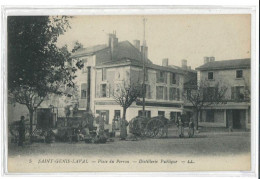 CPA Place Du Perron - Distillerie Publique - Saint Genis Laval (69) - Autres & Non Classés