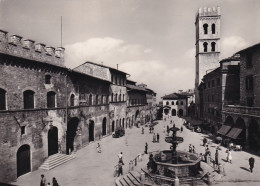 Perugia, Assisi, Piazza Del Comune - Perugia