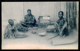 MOÇAMBIQUE - COSTUMES - ( Edição De Antonio João Simões / Pap. Guedes ) Carte Postale - Mozambique