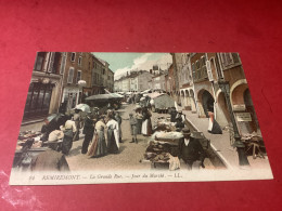 REMIREMONT. Un Jour De Marché - Remiremont