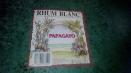 Charenton Étiquette De Rhum Blanc Des îles Françaises Papagayo - Rum