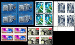 RUSSIE / URSS - Lot 5 Blocs De 4 Neufs. - Unused Stamps
