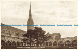 R648325 Salisbury Cathedral. Cloisters And Tower. Valentine. Photo Brown - Monde