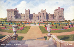 R648327 Windsor Castle. East Terrace. Valentine. Art Colour. Brian Gerald - Monde