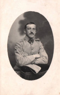 Militaria - Carte Photo - Soldat Militaire Du 101ème Régiment D'infanterie - Regiments