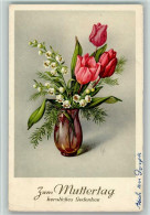 40139131 - Muttertag / Mutter Und Kind Rote Tulpen Und - Muttertag
