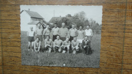 Les Abrets Où Environs : Isère , (années 50-60) équipe De Rugby ( Président Du Club Au Centre ) - Places