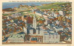 * CP TOILEE * OHIO * AERIAL VIEW OF DOWNTOWN CLEVELAND * SHOWING TERMINAL TOWER AND TERMINAL GROUP - Cleveland