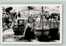 10145631 - Maedchen Mit Obstkoerben - Vietnam