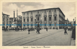 R648458 Catania. Piazza Duomo E Municipio. S. Vitro. Stab. Grafico Cesare Capell - Monde