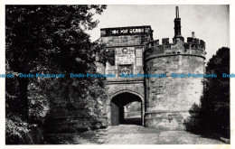 R648471 The Massive Gatehouse. Surmounted By The Clifford Motto Desormais. Aired - Monde