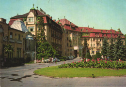 PIESTANY, ARCHITECTURE, PARK, CARS, SLOVAKIA, POSTCARD - Slovakia