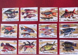 GUINÉE 1971 Complet 12 V Neuf MNH ** YT 428 A 439 Mi 571 A 582 Poissons Fish Fisch GUINEA - Fishes