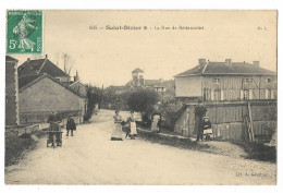 CPA 52 SAINT-DIZIER La Rue De Bettancourt - Saint Dizier