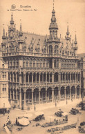 BRUXELLES - La Grand'Place.  Maison Du Roi - Plazas