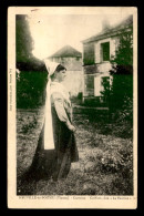 86 - NEUVILLE-DE-POITOU - FEMME EN COSTUME - COIFFURE DITE LA PANTINE - Neuville En Poitou