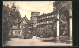 AK Heidelberg, Schloss, Auf Dem Schlosshof  - Autres & Non Classés