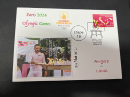 30-5-2024 (6 Z 32) Paris Olympic Games 2024 - Torch Relay (Etape 19) In Laval (29-5-2024) With Boxing Stamp - Summer 2024: Paris