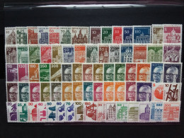 GERMANIA - BERLINO - Posta Ordinaria Anni '60/'70 - Nuovi ** - Facciale 59 Marchi (sottofacciale) + Spese Postali - Unused Stamps