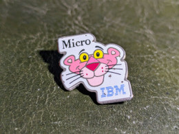 N Pin's Pins IBM Micro Pc Panthere Rose Lapel Pin Panther Personnal Computer Etat Correct : Voir Photos Taille : 25 * 20 - Informatik