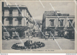 Cc188 Cartolina Vico Equense Piazza Umberto I Con Via Roma Provincia Di Napoli - Napoli (Napels)