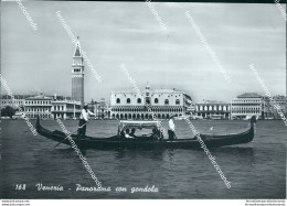 Cd72 Cartolina Venezia Citta' Panorama Con Gondola Veneto - Venezia (Venice)