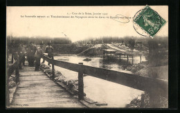 CPA Romilly-sur-Seine, Crue De La Seine 1910, La Passerelle Servant Au Transbordement Des Voyageurs Entre Les Gares  - Romilly-sur-Seine