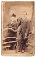 Photo W. H. Moseley, Neath, Wind Street, Junges Paar In Modischer Kleidung  - Anonymous Persons