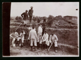 Fotografie Brück & Sohn Meissen, Ansicht Dresden, 1. Kgl. Sächs. Pionier-Bataillon Nr. 12 Beim Vortreiben Einer Erdw  - Guerre, Militaire