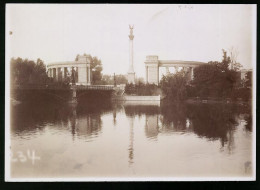 Fotografie Brück & Sohn Meissen, Ansicht Budapest, Blick Auf Das Millenniumsdenkmal  - Orte